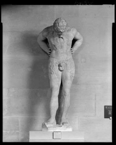 statue, image 6/7