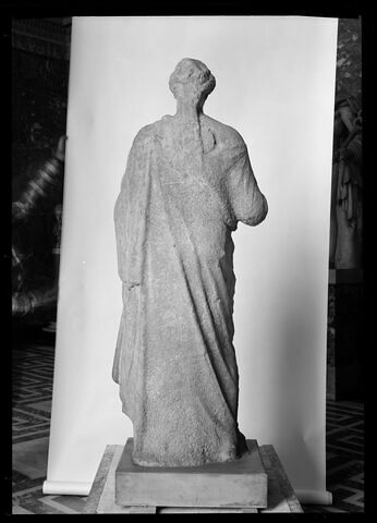 statue, image 8/10
