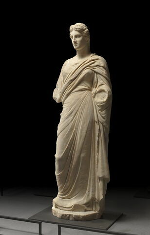 statue, image 5/10