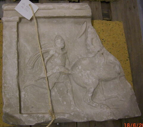 relief votif, image 3/3