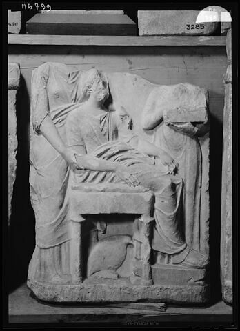 stèle funéraire, image 2/2