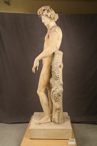statue, image 4/6