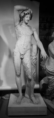 statue, image 6/6