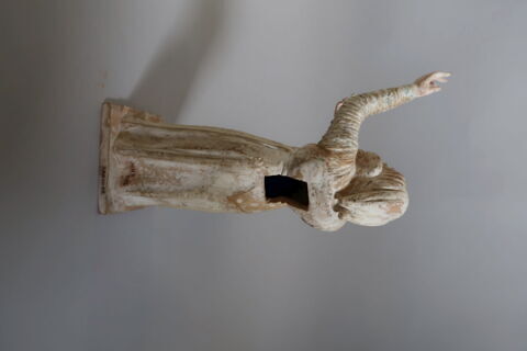 figurine, image 2/4