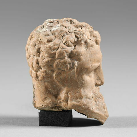 figurine, image 2/3