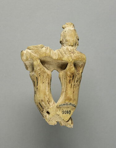 statuette  ; applique, image 2/4