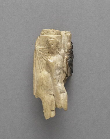 statuette