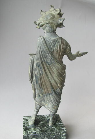 statuette, image 2/2