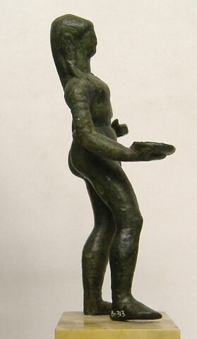 statuette, image 2/5