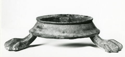 support de vase ; trépied, image 3/3