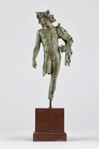 statuette