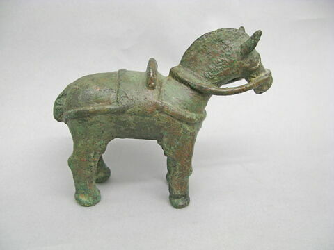 statuette ; brûle-parfum