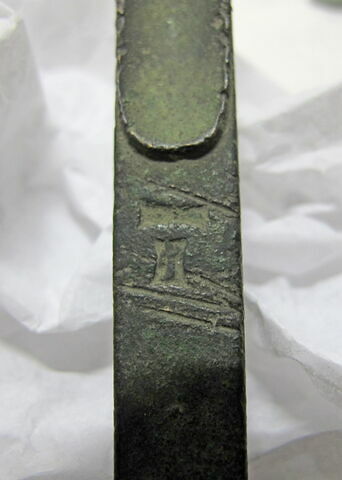 strigile, image 2/2