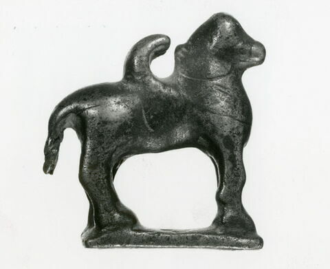 statuette, image 3/3