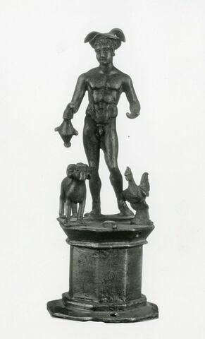 statuette