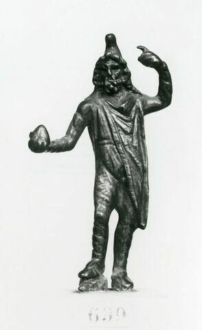 statuette