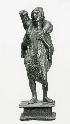 statuette