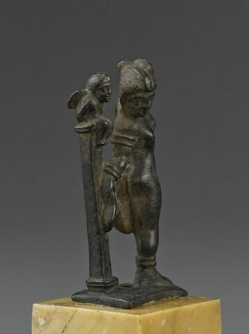 statuette, image 5/5