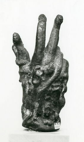 statuette