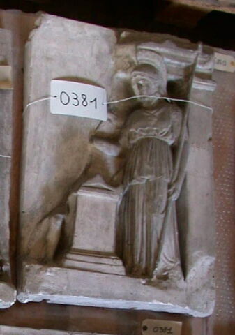 Tirage d'un relief votif représentant Athéna en arme, image 1/1