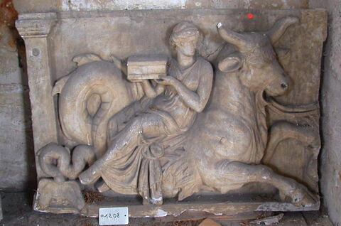 Tirage de la face mythologique de l'autel de Domitius Ahenobarbus
Moulages conformes aux originaux (avec les restaurations modernes).