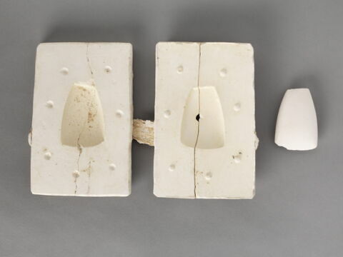 Moule et tirage d’une hache