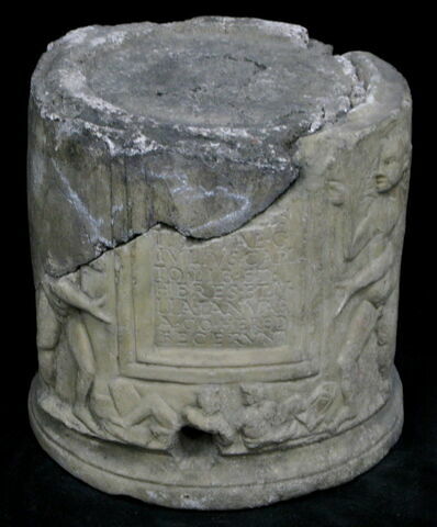 urne, image 1/7