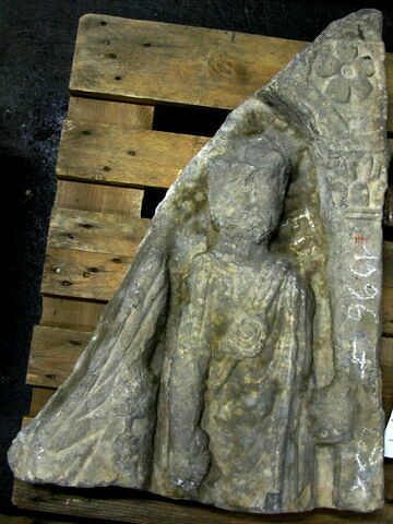 relief, image 2/2