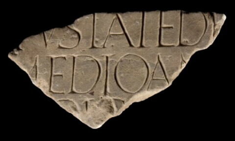 inscription, image 2/2