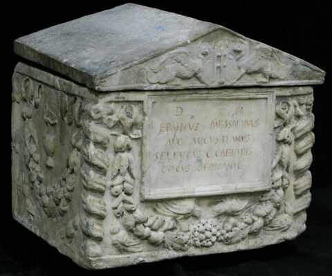 couvercle d'urne, image 2/2
