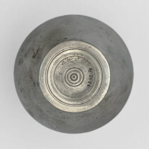 pot, image 2/2