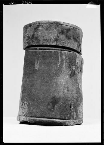 pyxis, image 2/2