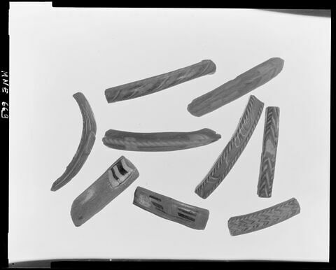 bracelet, image 2/2