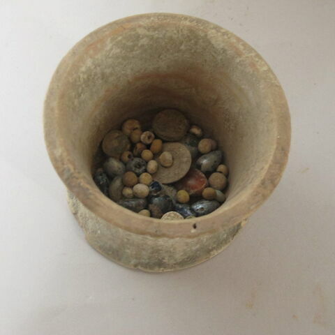 pyxis, image 3/4