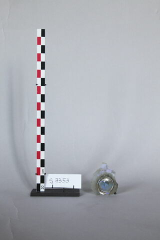 vase, image 4/11
