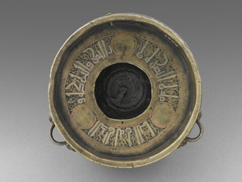 Couvercle d'encrier aux personnages, image 4/6
