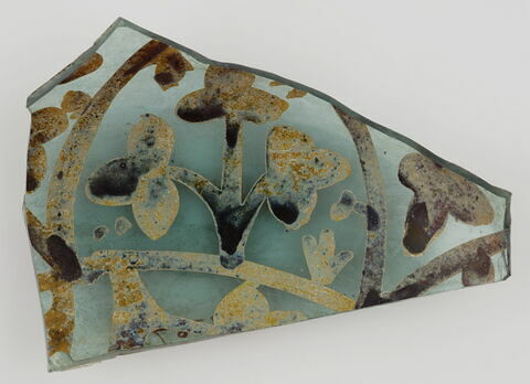 Fragment bleu avec décor floral marron, image 1/1