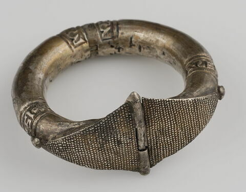 Bracelet d'une paire