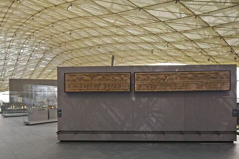 Frise architecturale avec inscription coranique, image 3/3