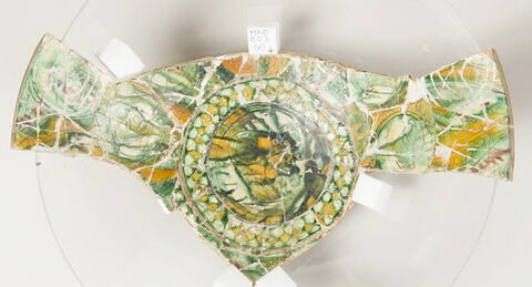 Fond de coupe à décor jaspé, recomposition, image 2/2