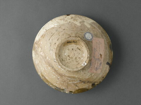 Coupe à décor de palmettes et de coulures, image 5/6
