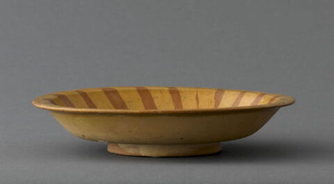 Coupe à décor marbré, image 4/6