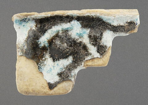 Fragment de pied d'un petit support (demi-pied)