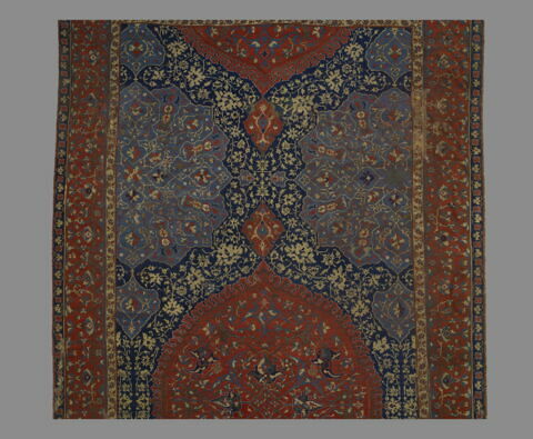 Tapis à décor de médaillons, image 7/12