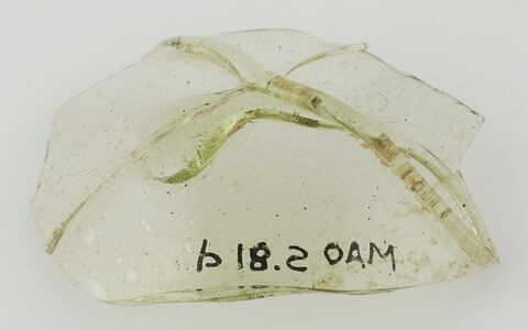 Fragment de panse de flacon sphérique à filets en losange, image 1/1