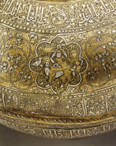 Vase au nom du sultan d'al-Malik al-Nasir, Salah al-Din Yusuf, dit 