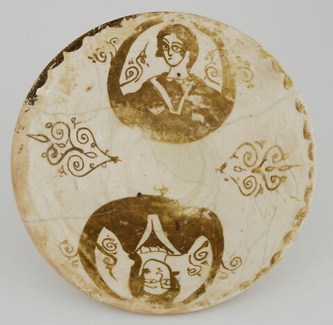 Coupe aux femmes croissants, image 5/6