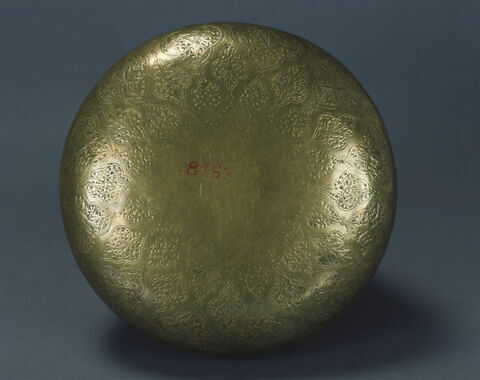 Bol aux scènes auliques et inscription sultanienne, image 16/22