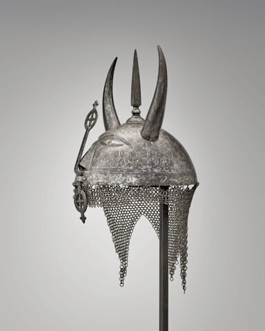 Casque à cornes, camail et nasal, image 6/8