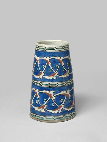 Chope à double frise de rumi entrecroisés, image 3/5